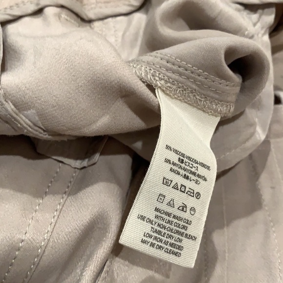 Free People Tan Sateen Pants - Women’s Size 0 - Picture 9 of 10